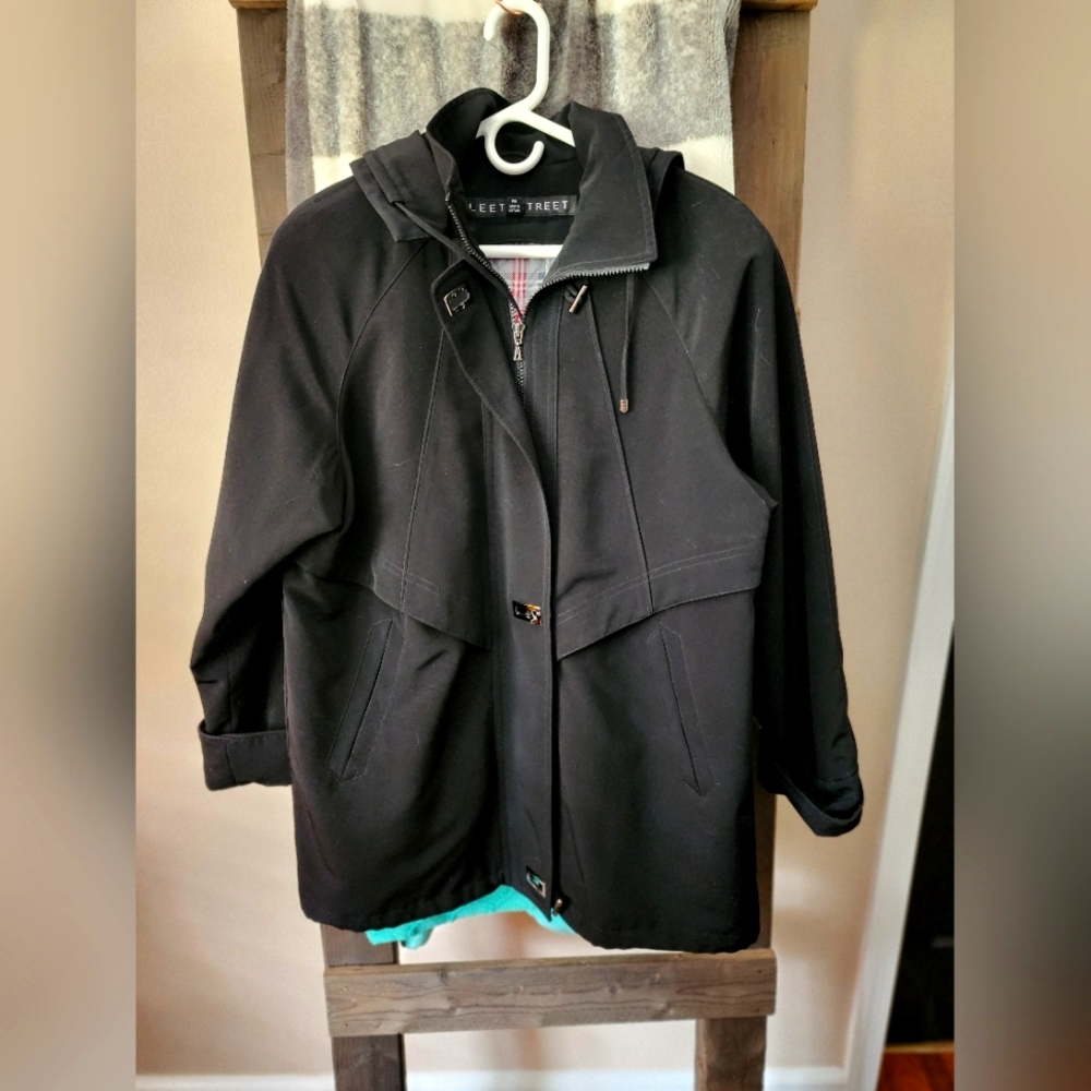 Rain coat